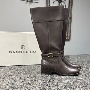 Bandolino wide calf knee high riding Boots with gold Buckle NWT 7.5